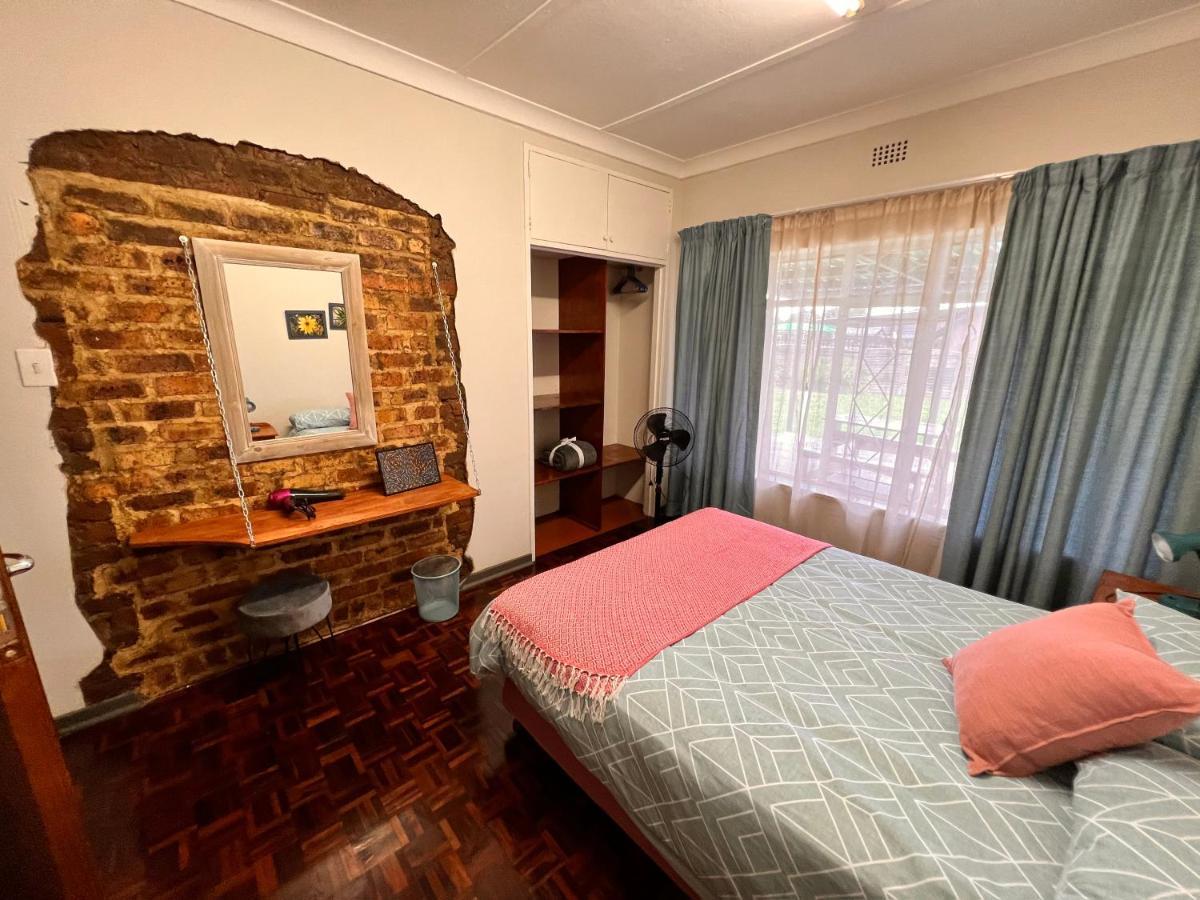 Firefly Budget Friendly Guest House Kempton Park Dış mekan fotoğraf