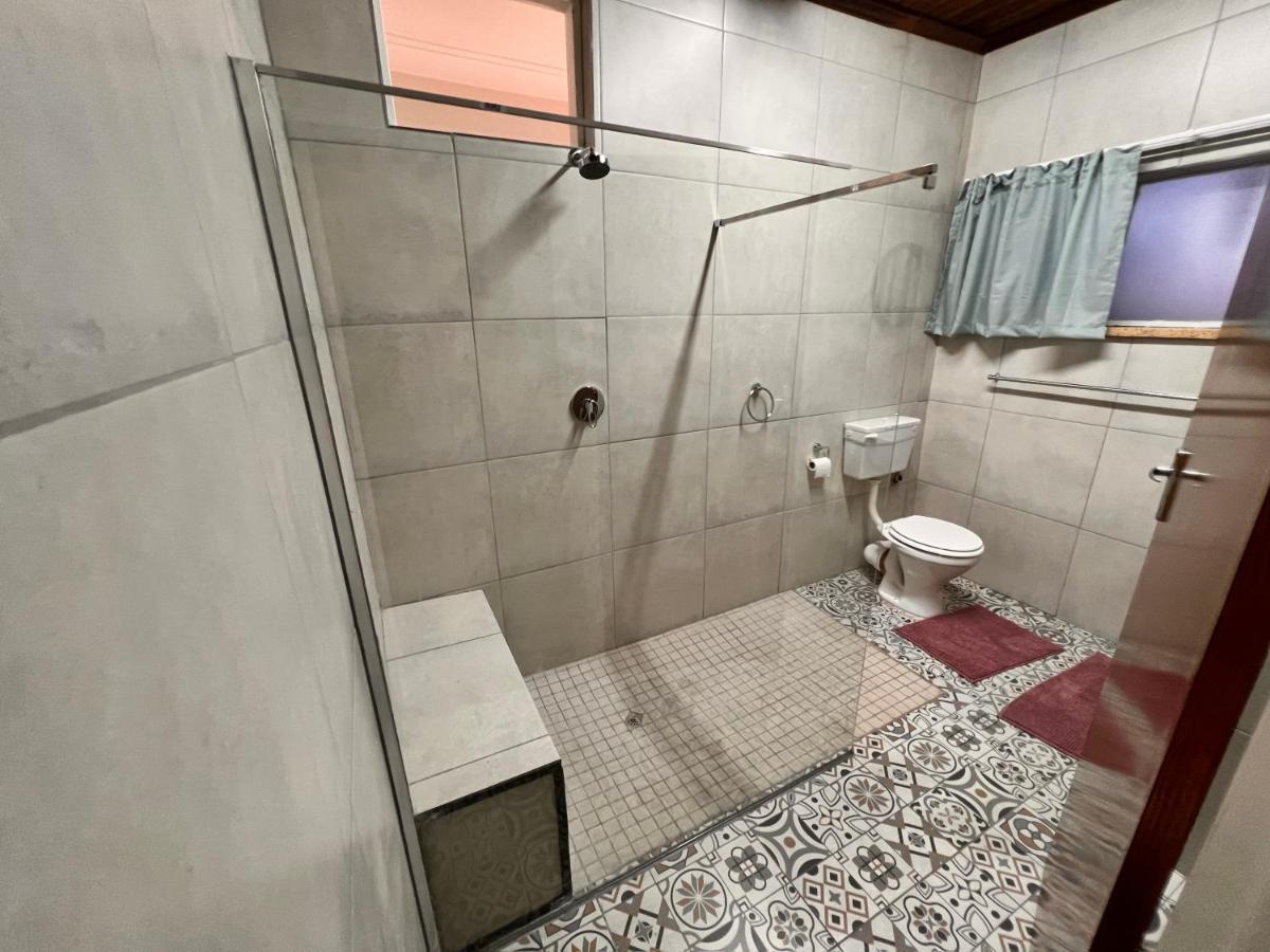 Firefly Budget Friendly Guest House Kempton Park Dış mekan fotoğraf